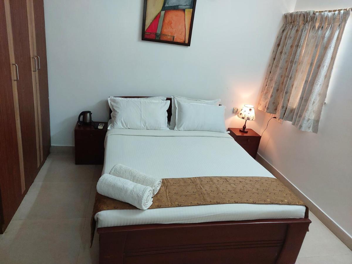 Avuraa Hospitality India Hotel Chennai Exterior photo